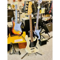 Squier Silver series Jazz Bass - Guitare Basse - Occasion