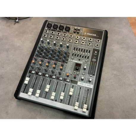Table de Mix MACKIE Pro FX-8 - occasion