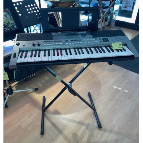 YAMAHA PSR-E443 clavier / keyboard arrangeur - Occasion